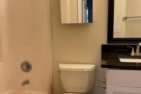 Apartamento en alquiler en Coral Springs, Florida, 2 dormitorios, 680.79 m2 № 2250519 - foto 27