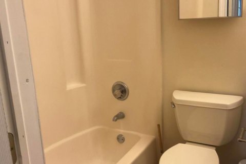 Apartamento en alquiler en Coral Springs, Florida, 2 dormitorios, 680.79 m2 № 2250519 - foto 22