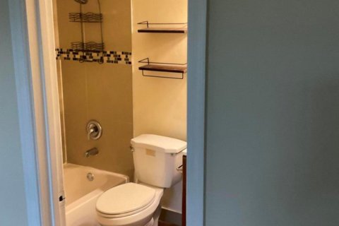 Apartamento en alquiler en Coral Springs, Florida, 2 dormitorios, 680.79 m2 № 2250519 - foto 23