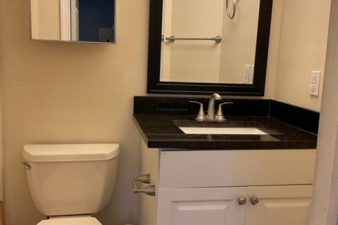Apartamento en alquiler en Coral Springs, Florida, 2 dormitorios, 680.79 m2 № 2250519 - foto 26