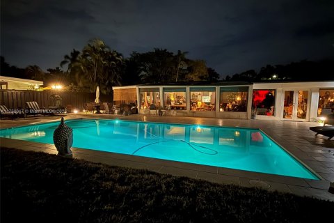 Terreno en venta en North Miami, Florida № 1874690 - foto 13