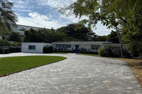 Terreno en venta en North Miami, Florida № 1874690 - foto 6