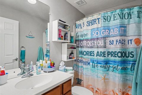 House in Parrish, Florida 4 bedrooms, 239.13 sq.m. № 2413566 - photo 29