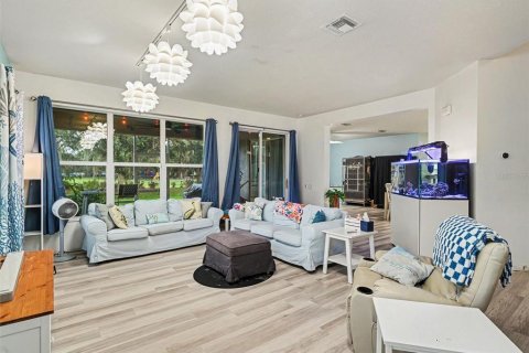 House in Parrish, Florida 4 bedrooms, 239.13 sq.m. № 2413566 - photo 7