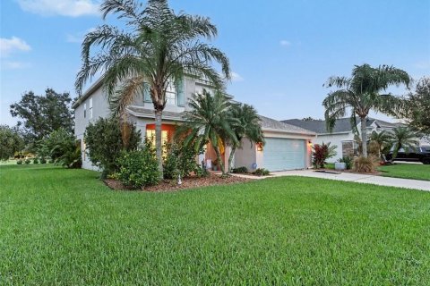 House in Parrish, Florida 4 bedrooms, 239.13 sq.m. № 2413566 - photo 3