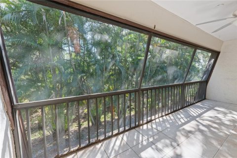 Condo in Sarasota, Florida, 2 bedrooms № 2202069 - photo 23