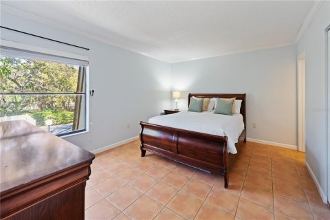 Condo in Sarasota, Florida, 2 bedrooms № 2202069 - photo 5