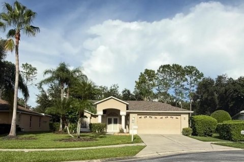 House in Trinity, Florida 3 bedrooms, 171.13 sq.m. № 2403334 - photo 3
