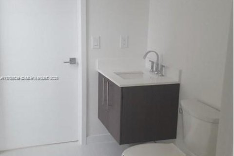 Copropriété à vendre à Doral, Floride: 3 chambres, 124.4 m2 № 1860147 - photo 14