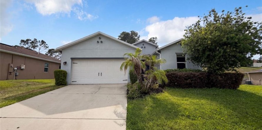 Villa ou maison à Clermont, Floride 3 chambres, 174.01 m2 № 2230244