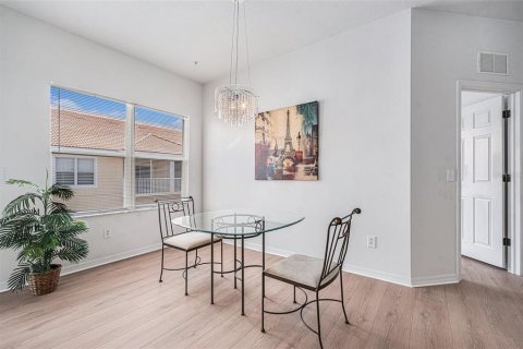 Condo in Lutz, Florida, 2 bedrooms  № 1760020 - photo 15