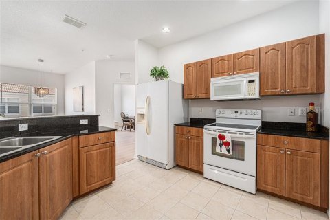 Condo in Lutz, Florida, 2 bedrooms  № 1760020 - photo 16