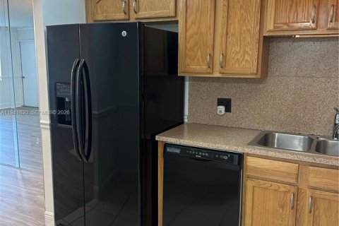 Снять в аренду квартиру в Пемброк-Пайнс, Флорида 1 спальня, 68.75м2, № 1999054 - фото 7