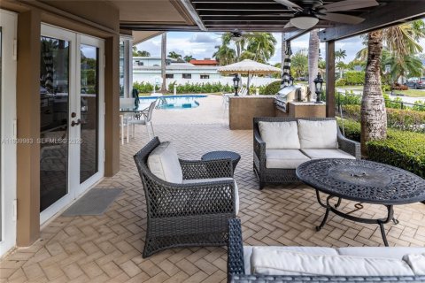 Casa en alquiler en Hollywood, Florida, 4 dormitorios, 368.91 m2 № 2088597 - foto 16