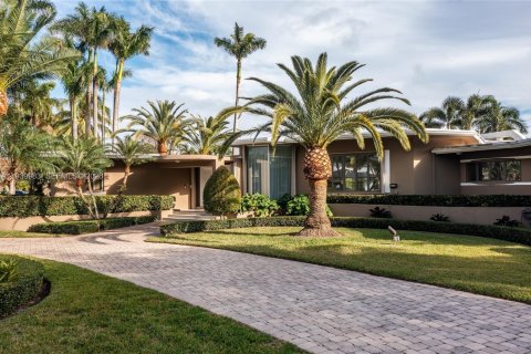 Casa en alquiler en Hollywood, Florida, 4 dormitorios, 368.91 m2 № 2088597 - foto 23