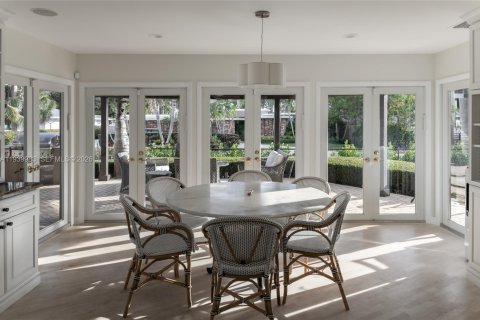 Casa en alquiler en Hollywood, Florida, 4 dormitorios, 368.91 m2 № 2088597 - foto 9