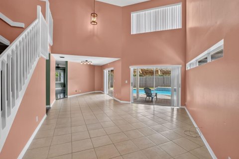 House in Parkland, Florida 4 bedrooms, 245.63 sq.m. № 2190263 - photo 7