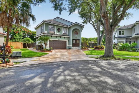 House in Parkland, Florida 4 bedrooms, 245.63 sq.m. № 2190263 - photo 2