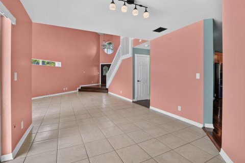 House in Parkland, Florida 4 bedrooms, 245.63 sq.m. № 2190263 - photo 13