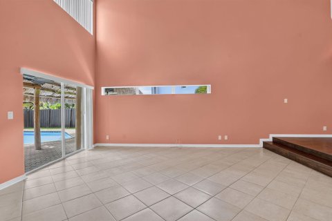 House in Parkland, Florida 4 bedrooms, 245.63 sq.m. № 2190263 - photo 10