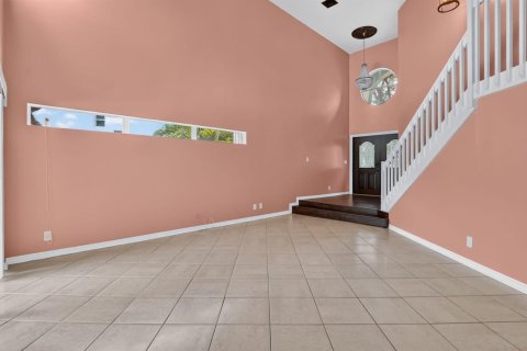 House in Parkland, Florida 4 bedrooms, 245.63 sq.m. № 2190263 - photo 9
