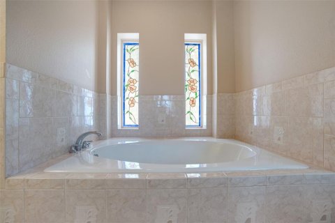 House in Sarasota, Florida 4 bedrooms, 254.27 sq.m. № 2134382 - photo 20