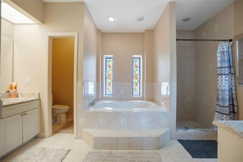 House in Sarasota, Florida 4 bedrooms, 254.27 sq.m. № 2134382 - photo 19