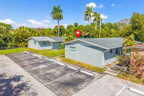 Immobilier commercial à vendre à Oakland Park, Floride: 305.37 m2 № 2043360 - photo 4