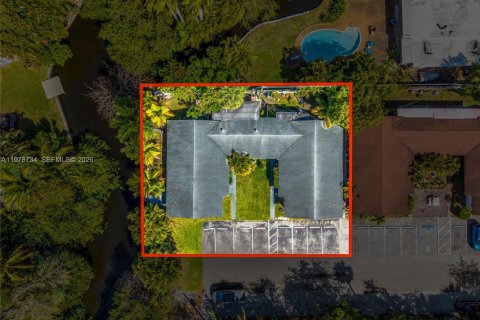 Immobilier commercial à vendre à Oakland Park, Floride: 305.37 m2 № 2043360 - photo 5