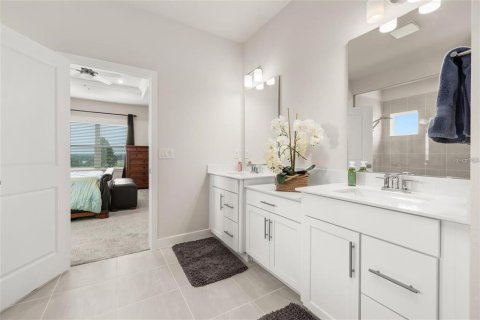 Villa ou maison à louer à Clermont, Floride: 4 chambres, 232.72 m2 № 2425813 - photo 17