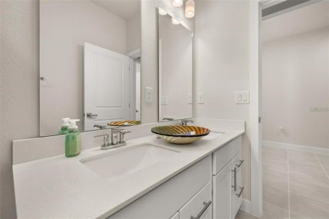 Villa ou maison à louer à Clermont, Floride: 4 chambres, 232.72 m2 № 2425813 - photo 24