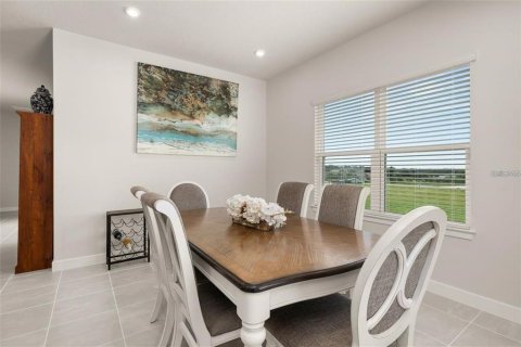 Villa ou maison à louer à Clermont, Floride: 4 chambres, 232.72 m2 № 2425813 - photo 8