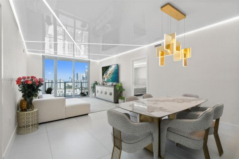 Copropriété à vendre à Sunny Isles Beach, Floride: 2 chambres, 141.58 m2 № 2036586 - photo 13