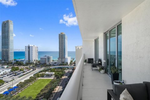 Copropriété à vendre à Sunny Isles Beach, Floride: 2 chambres, 141.58 m2 № 2036586 - photo 19