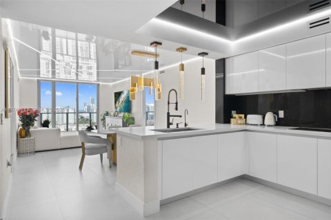 Copropriété à vendre à Sunny Isles Beach, Floride: 2 chambres, 141.58 m2 № 2036586 - photo 9