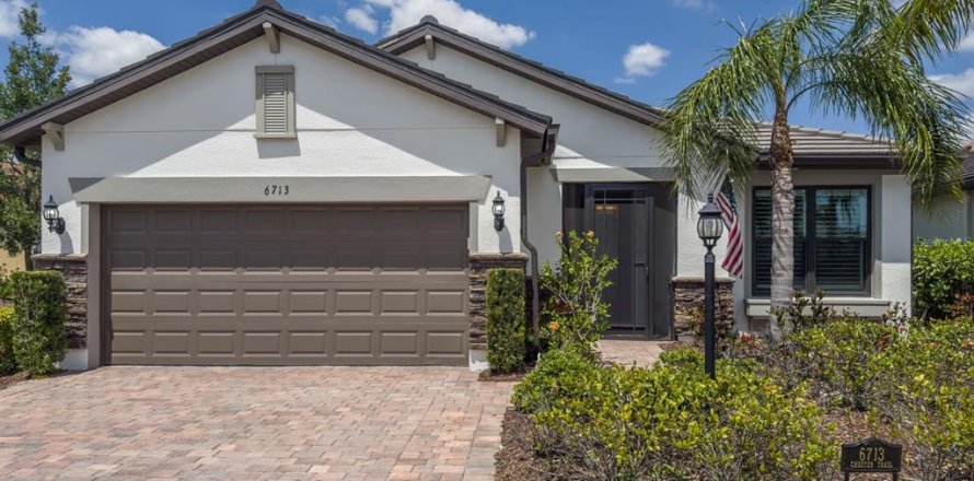 House in Bradenton, Florida 2 bedrooms, 182.46 sq.m. № 1642984
