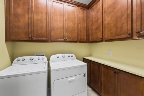Casa en venta en Bradenton, Florida, 2 dormitorios, 182.46 m2 № 1642984 - foto 18