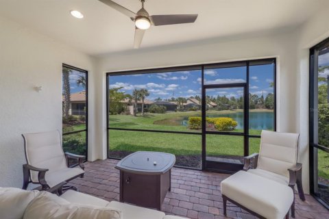Casa en venta en Bradenton, Florida, 2 dormitorios, 182.46 m2 № 1642984 - foto 23