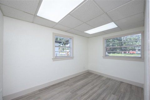 Propiedad comercial en venta en Saint Petersburg, Florida, 171.13 m2 № 1885111 - foto 7