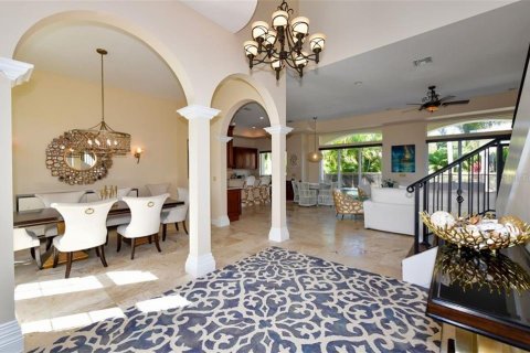 House in Sarasota, Florida 4 bedrooms, 298.31 sq.m. № 213326 - photo 8