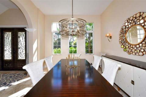 House in Sarasota, Florida 4 bedrooms, 298.31 sq.m. № 213326 - photo 9
