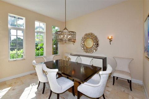 House in Sarasota, Florida 4 bedrooms, 298.31 sq.m. № 213326 - photo 10