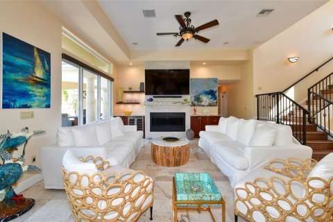 House in Sarasota, Florida 4 bedrooms, 298.31 sq.m. № 213326 - photo 12