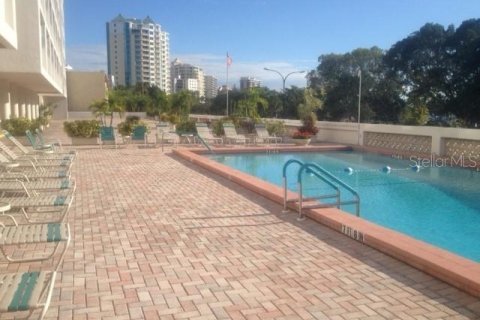 Condo in Sarasota, Florida, 1 bedroom № 2422835 - photo 10