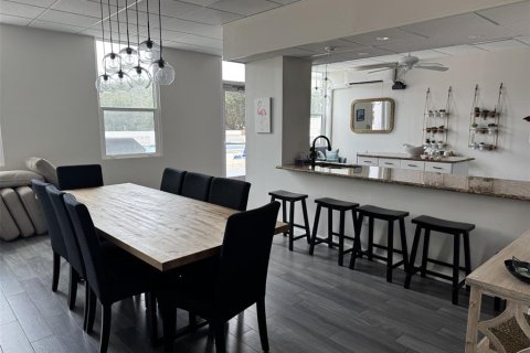 Condo in Sarasota, Florida, 1 bedroom № 2422835 - photo 24