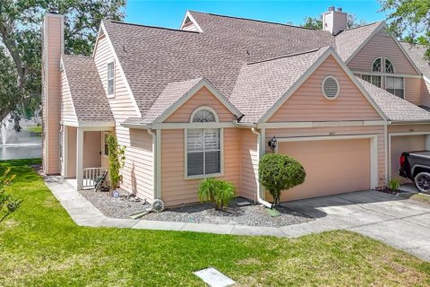 Townhouse in Valrico, Florida 3 bedrooms, 142.51 sq.m. № 1636732 - photo 1