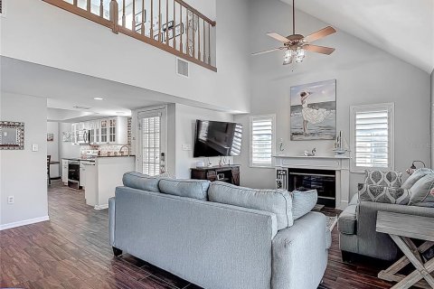 Townhouse in Valrico, Florida 3 bedrooms, 142.51 sq.m. № 1636732 - photo 13