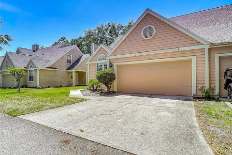 Townhouse in Valrico, Florida 3 bedrooms, 142.51 sq.m. № 1636732 - photo 4