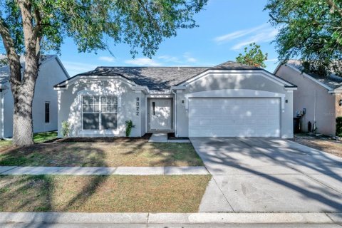 House in Tampa, Florida 3 bedrooms, 140.28 sq.m. № 2117578