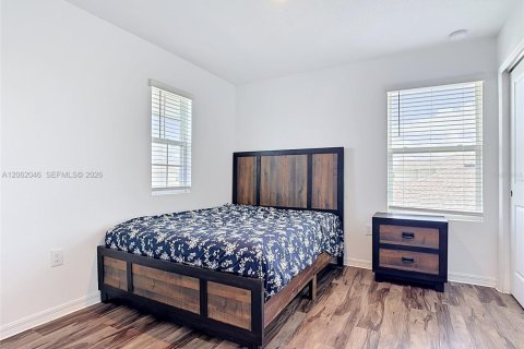 Villa ou maison à vendre à Kissimmee, Floride: 6 chambres, 278.99 m2 № 2192130 - photo 20